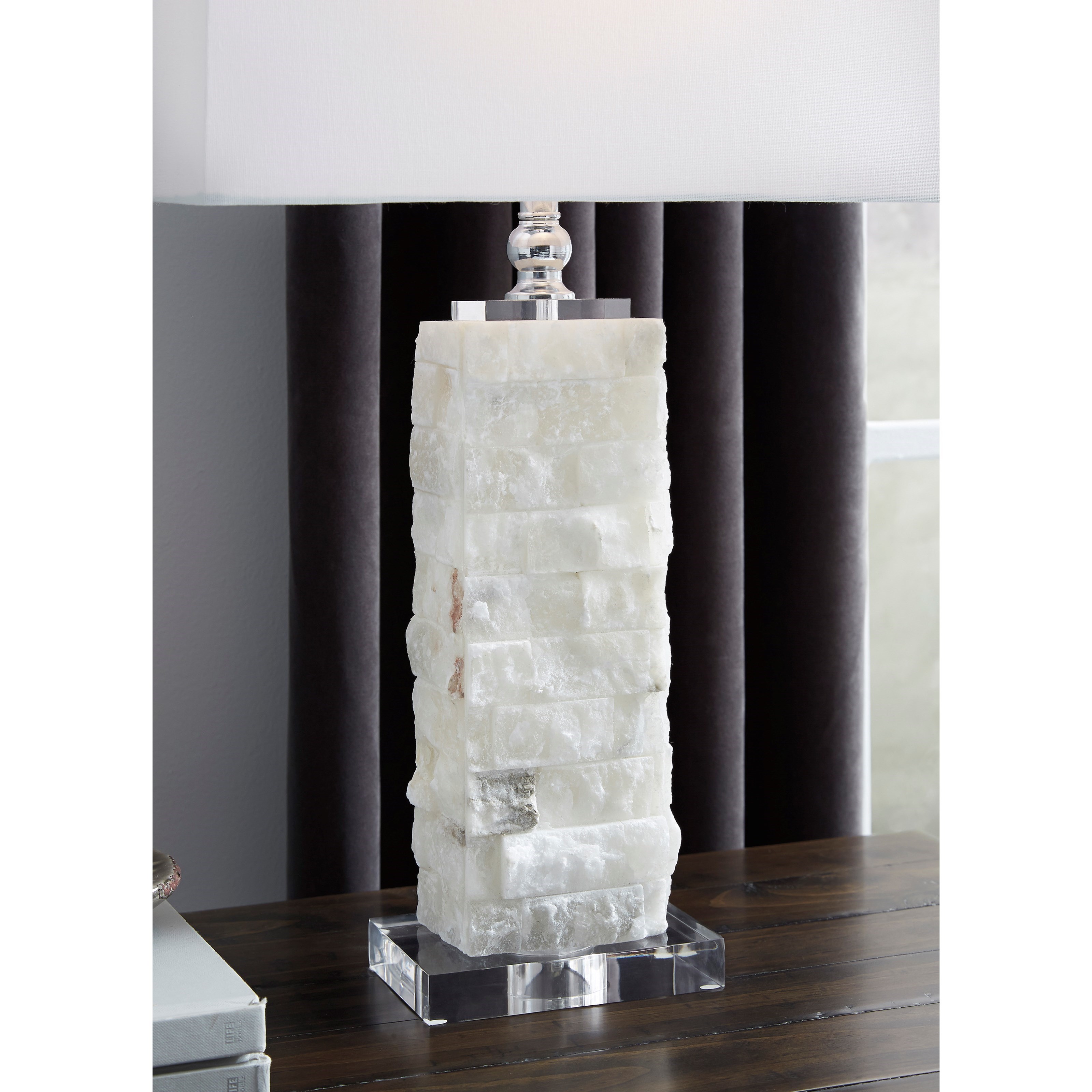 Signature Design by Ashley Lamps Contemporary 072381040 Malise